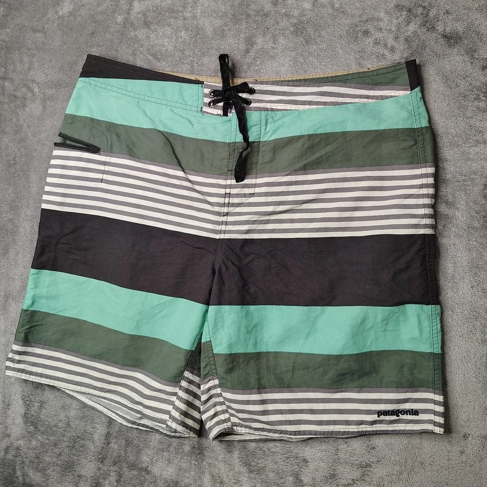 Patagonia Wavefarer Board Shorts Mens 38 Green Striped‎ Quick Dry Swim Trunks
